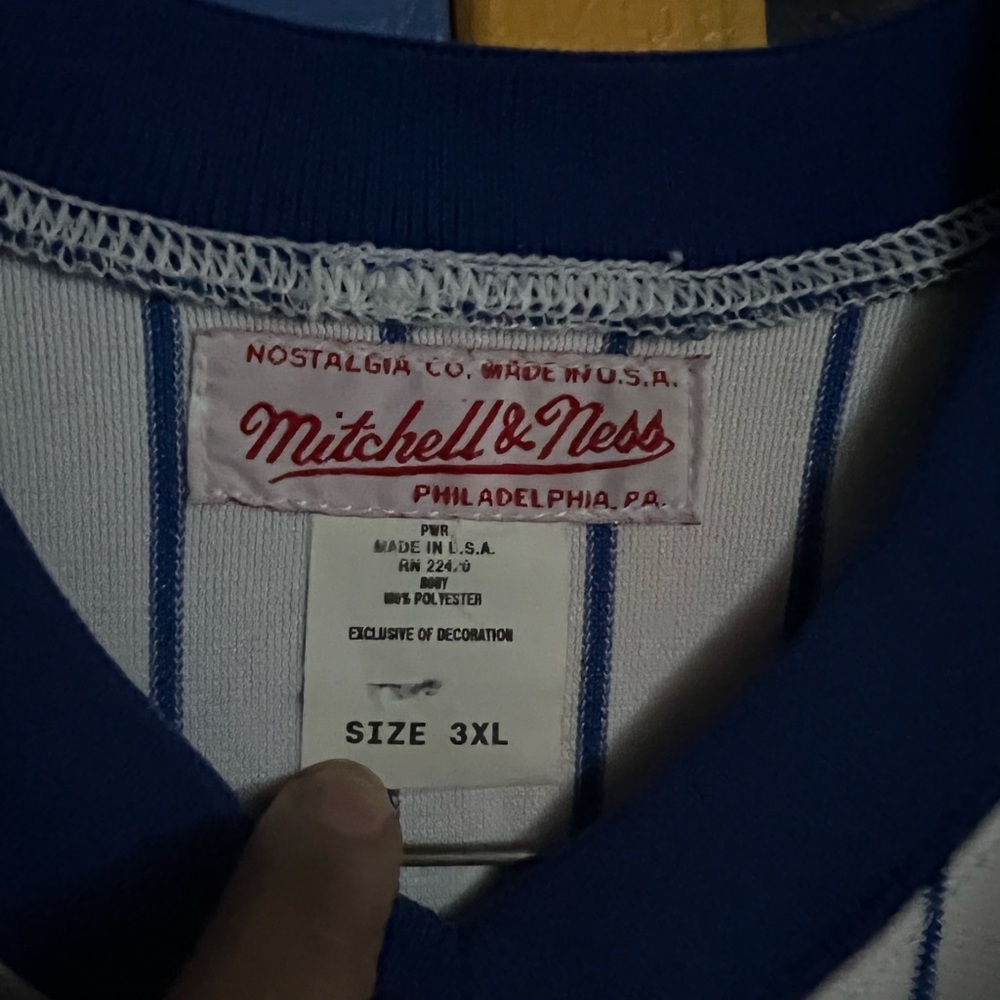 Authentic Mitchell & Ness - Picture 3 of 4